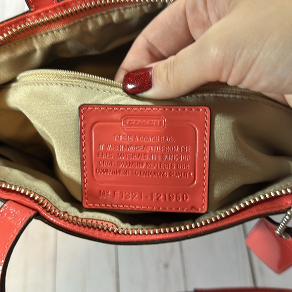 NWT - Coach Signature zip top tote - Picture 8 of 10